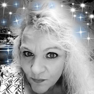 Meet your Posher, Lesa